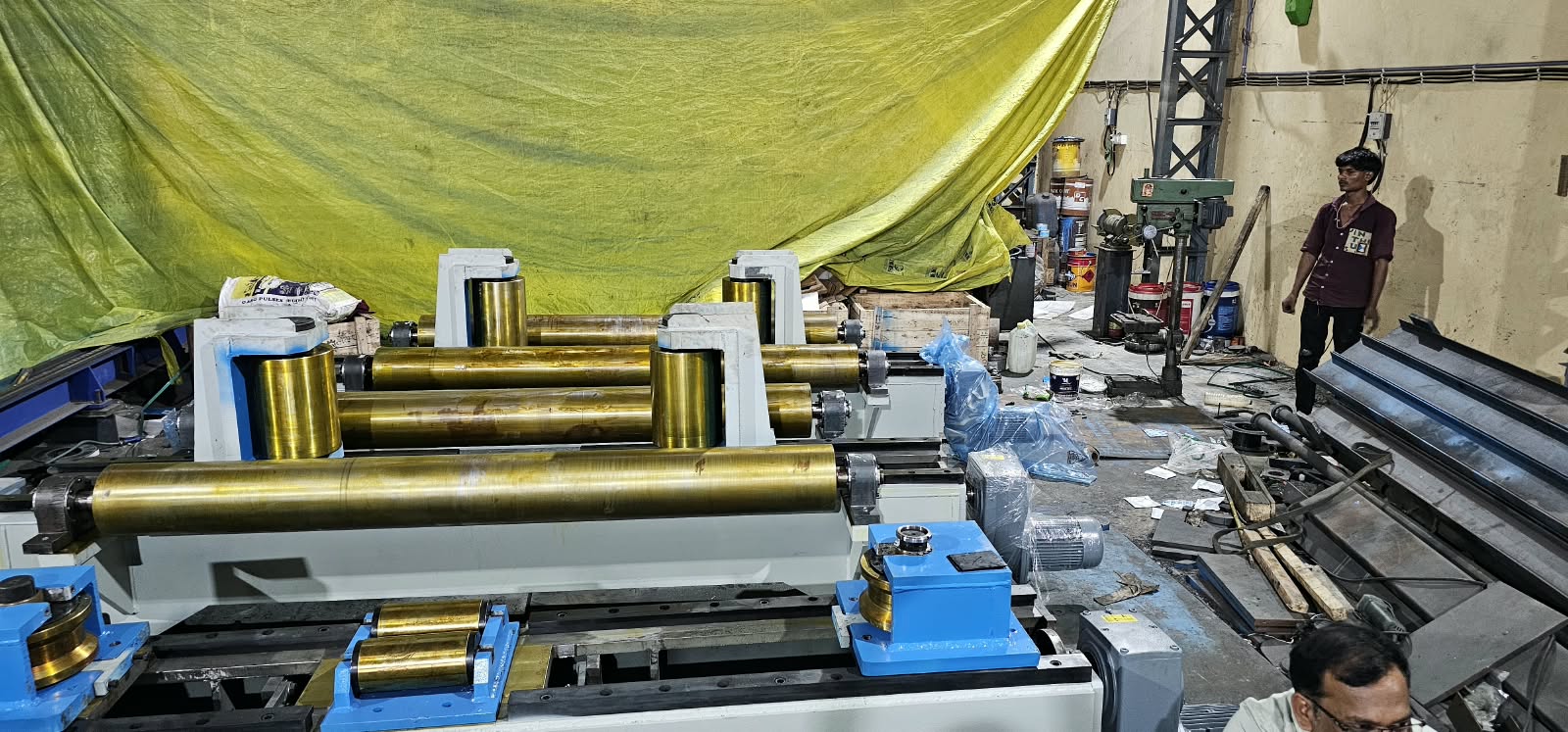 Side guide assembly